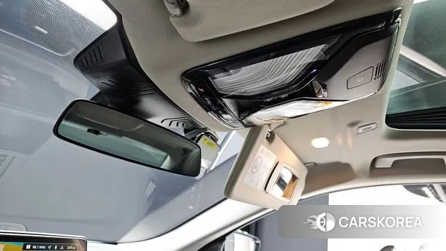 BMW 5 Series (G30) id 3492317 из Кореи 8