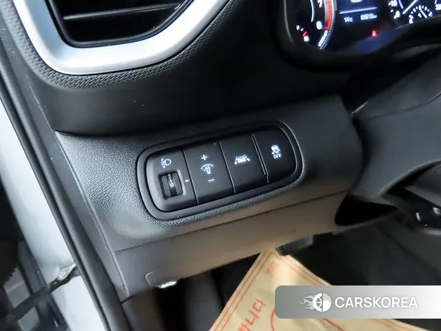 Hyundai Venue id 3643717 из Кореи 8