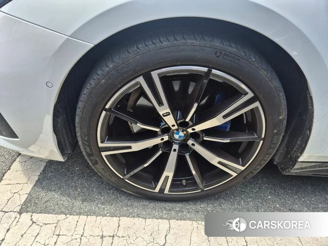 BMW 5 Series (G60) id 4630361 из Кореи 8