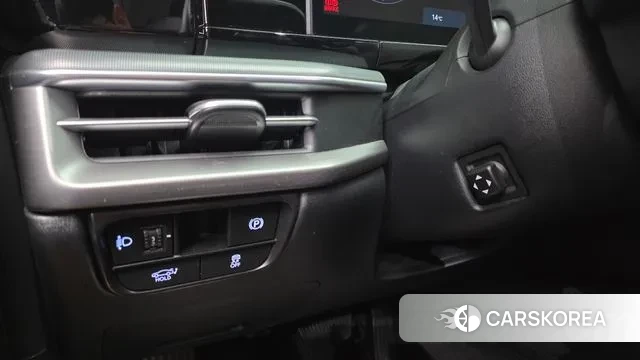 Hyundai Grandeur (GN7) id 3707258 из Кореи 8