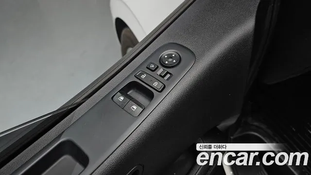 Hyundai Staria id 2921167 из Кореи 8