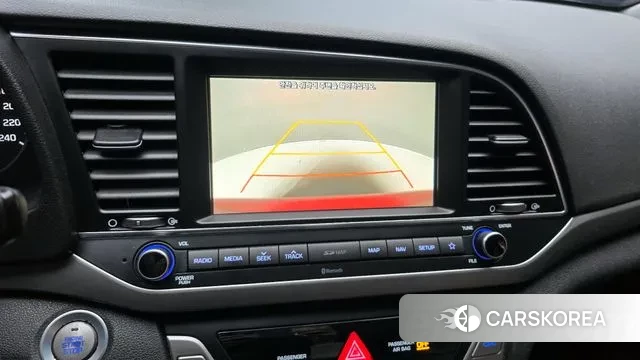 Hyundai Avante AD id 3568623 из Кореи 8