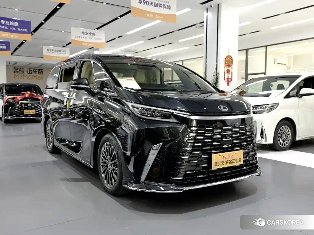 Lexus LM id 4674268 из Китая 8