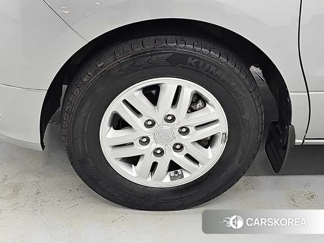 Hyundai The New Grand Starex id 4689057 из Кореи 8