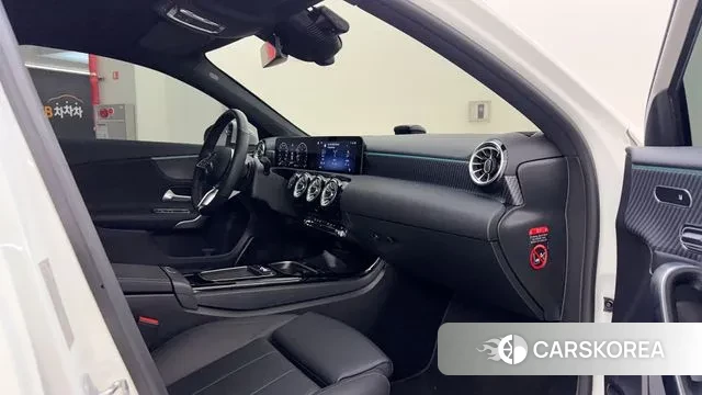 Mercedes-Benz A-Class W177 id 3610022 из Кореи 8