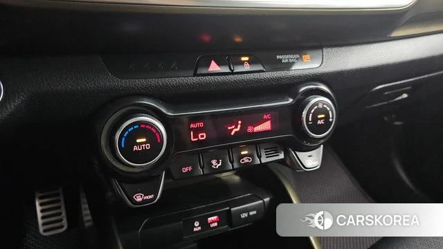 Kia Stonic id 4464958 из Кореи 8