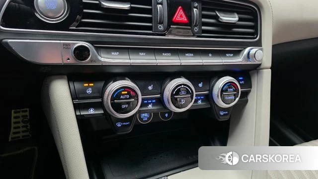 Genesis The New G70 Shooting Brake id 4670585 из Кореи 8