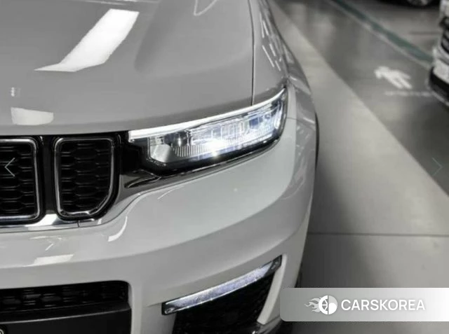 Jeep Grand Cherokee (WL) id 3963906 из Кореи 8