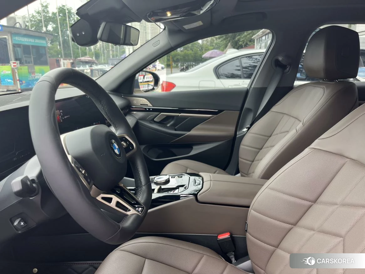 BMW 5 series id 4419521 из Китая 8