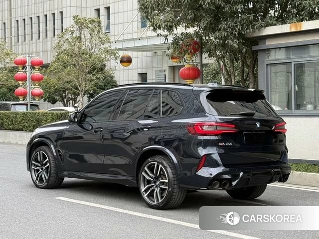 BMW X5 M id 4209192 из Китая 8