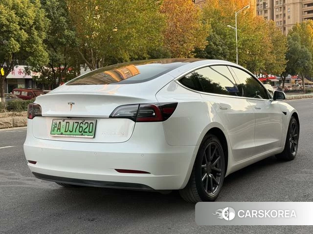 Tesla Model 3 id 4209918 из Китая 8