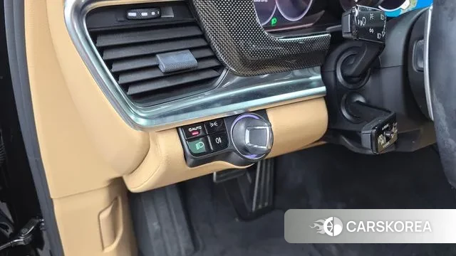 Porsche Panamera (971) id 3391473 из Кореи 8