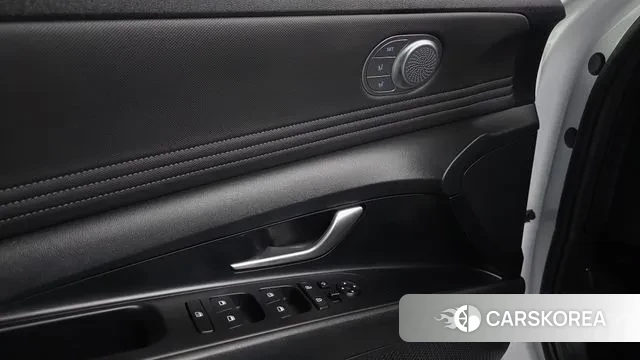 Hyundai Avante (CN7) id 3582461 из Кореи 8