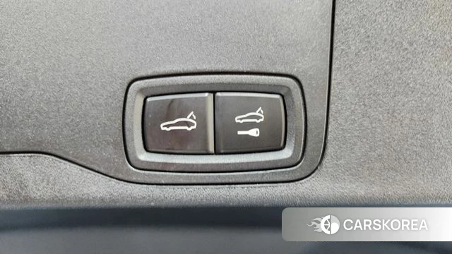 Porsche Taycan id 4316450 из Кореи 8