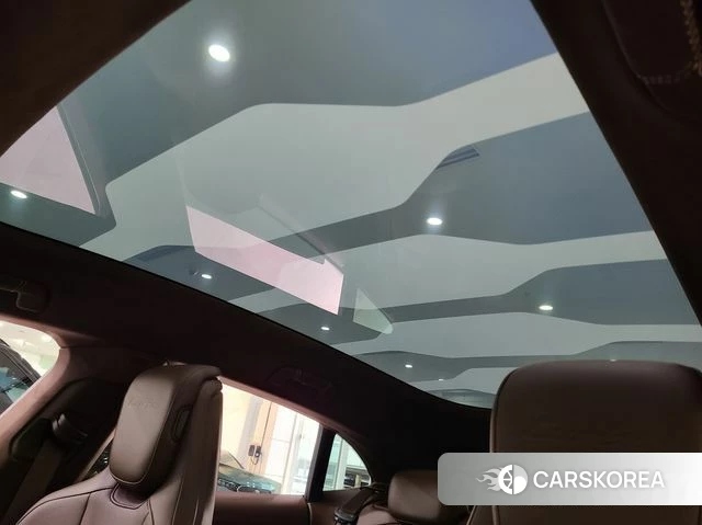 Porsche Taycan id 4177399 из Кореи 8