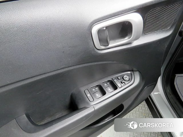 Hyundai Venue id 4900256 из Кореи 8