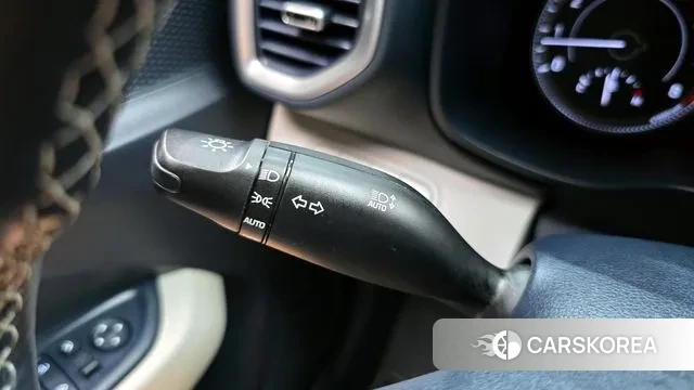 Hyundai Venue id 2896152 из Кореи 8