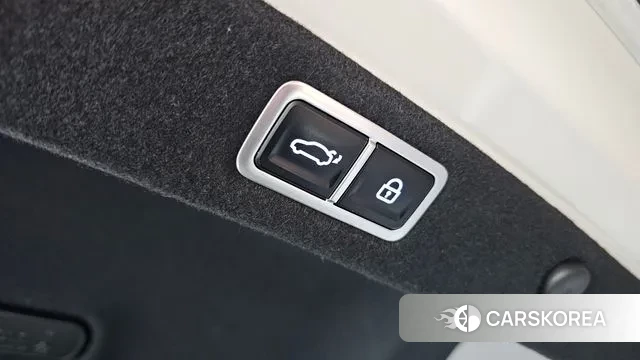 Hyundai Grandeur Hybrid (GN7) id 3610552 из Кореи 8