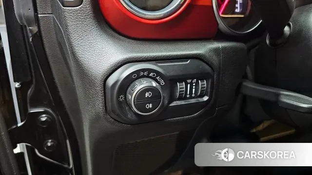 Jeep Wrangler (JL) id 3117674 из Кореи 8