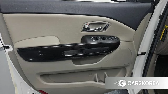 Kia The New Carnival id 3886498 из Кореи 8