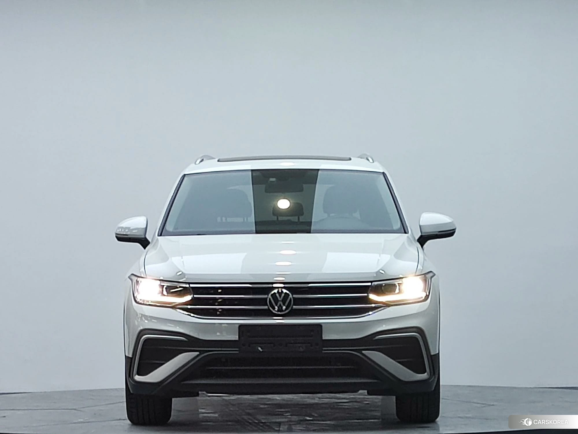 Volkswagen Tiguan L id 4452267 из Китая 8