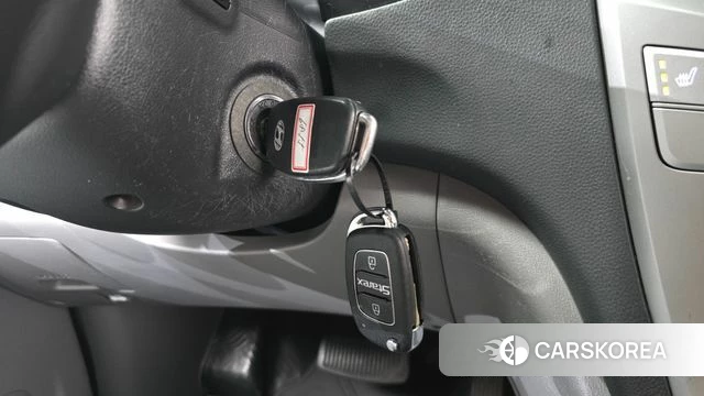 Hyundai The New Grand Starex id 4784861 из Кореи 8