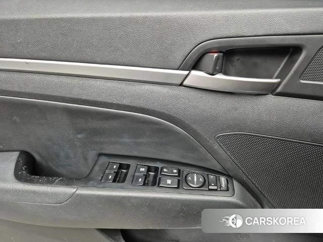 Hyundai The New Avante AD id 4520658 из Кореи 8