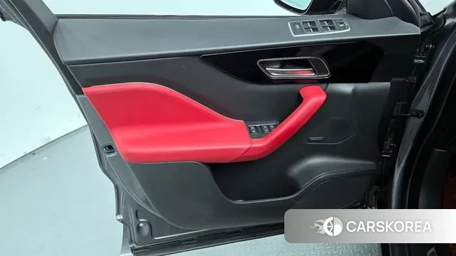 Jaguar F-PACE id 3284933 из Кореи 8