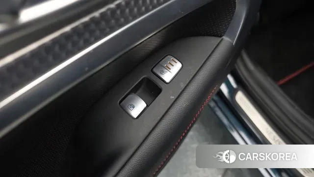 Genesis The New G70 id 3038314 из Кореи 8