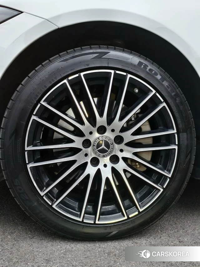 Mercedes-Benz Class C id 4241413 из Китая 8