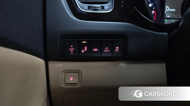 Kia The New Carnival id 4605030 из Кореи 8