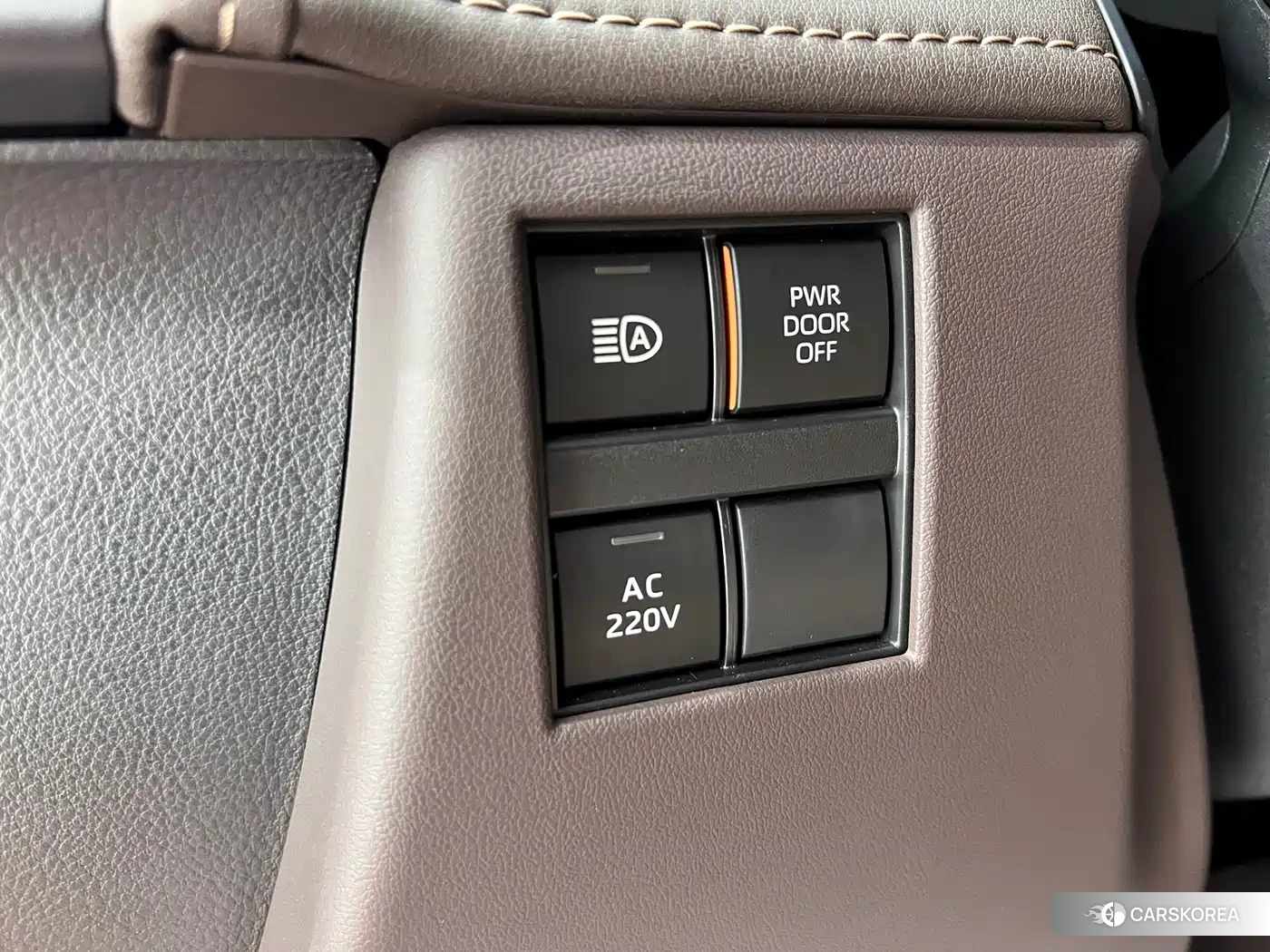 Toyota Elfa id 4515600 из Китая 8