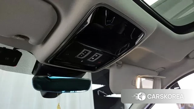 Land Rover Range Rover Velar id 3254015 из Кореи 8