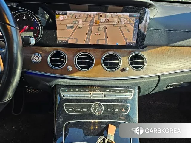 Mercedes-Benz E-Class W213 id 3723030 из Кореи 8