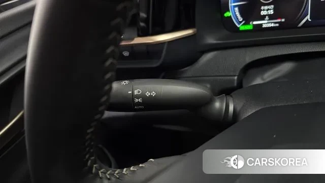 Toyota Crown Crossover id 3653747 из Кореи 8