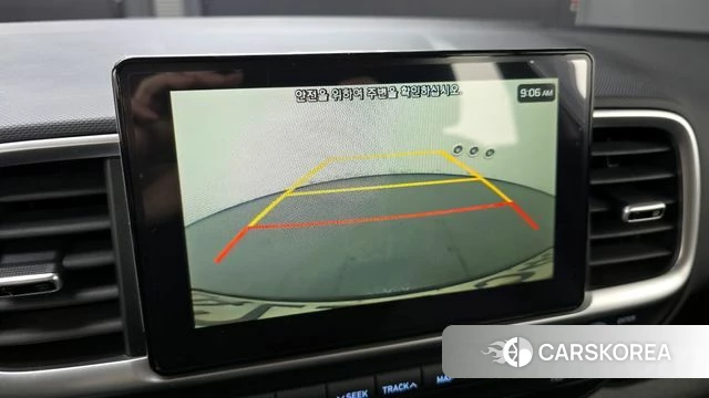 Hyundai Venue id 3879456 из Кореи 8