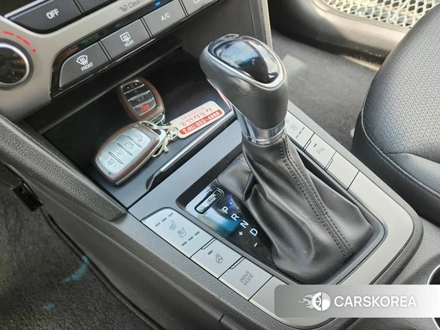 Hyundai Avante AD id 4430513 из Кореи 8