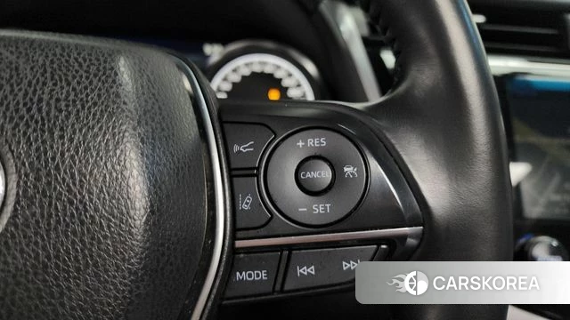 Toyota Camry (XV70) id 3905520 из Кореи 8