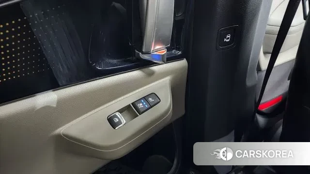 Kia The New Carnival 4th Generation id 3689700 из Кореи 8