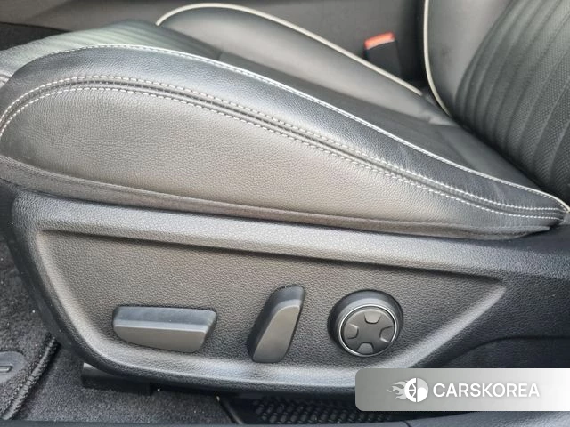 Genesis G70 id 3795953 из Кореи 8