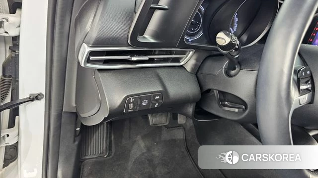 Hyundai Avante Hybrid (CN7) id 4917102 из Кореи 8