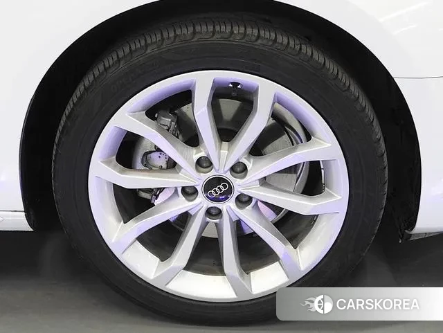 Audi A4 (B9) id 3560613 из Кореи 8