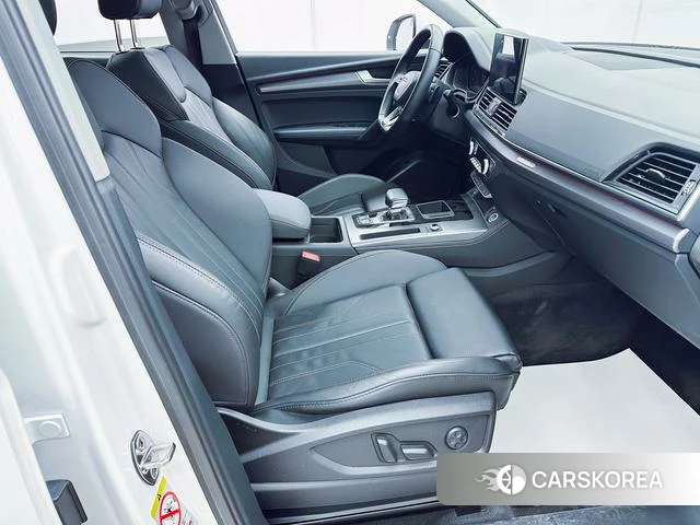 Audi Q5L id 4258624 из Китая 8