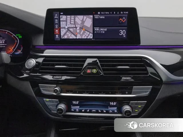 BMW 5 Series (G30) id 2994878 из Кореи 8