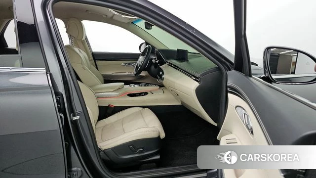 Genesis GV70 id 3859918 из Кореи 8