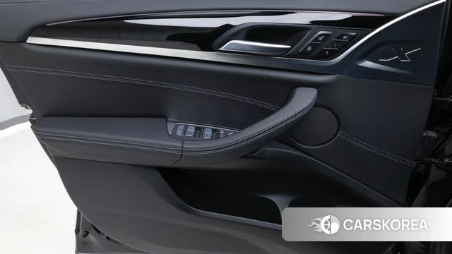 BMW X4 (G02) id 3842609 из Кореи 8