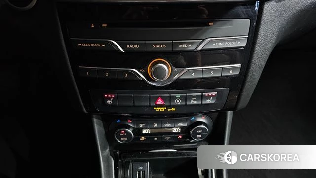 Infiniti Q30 id 4188056 из Кореи 8