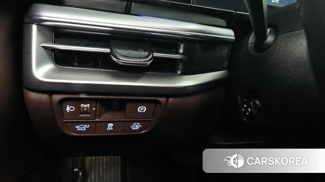 Hyundai Grandeur Hybrid (GN7) id 4871324 из Кореи 8