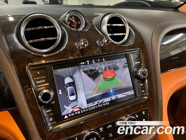 Bentley Bentayga id 2636636 из Кореи 8