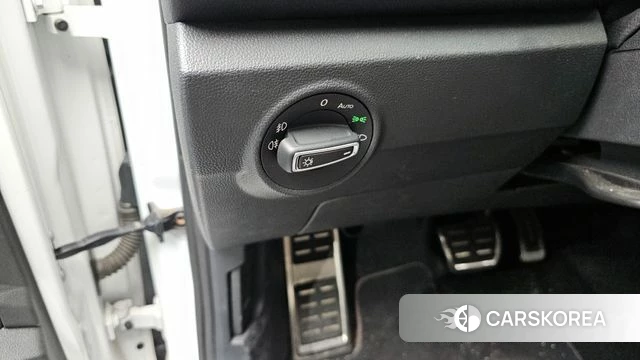 Volkswagen T-Roc id 4231187 из Кореи 8